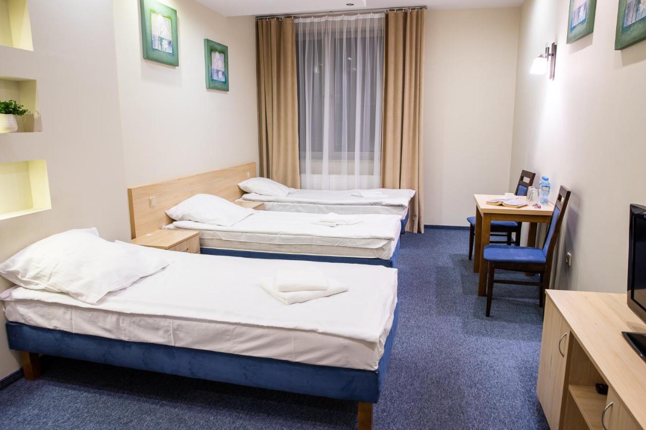 Hotel Kardamon Zbylitowska Gora Экстерьер фото
