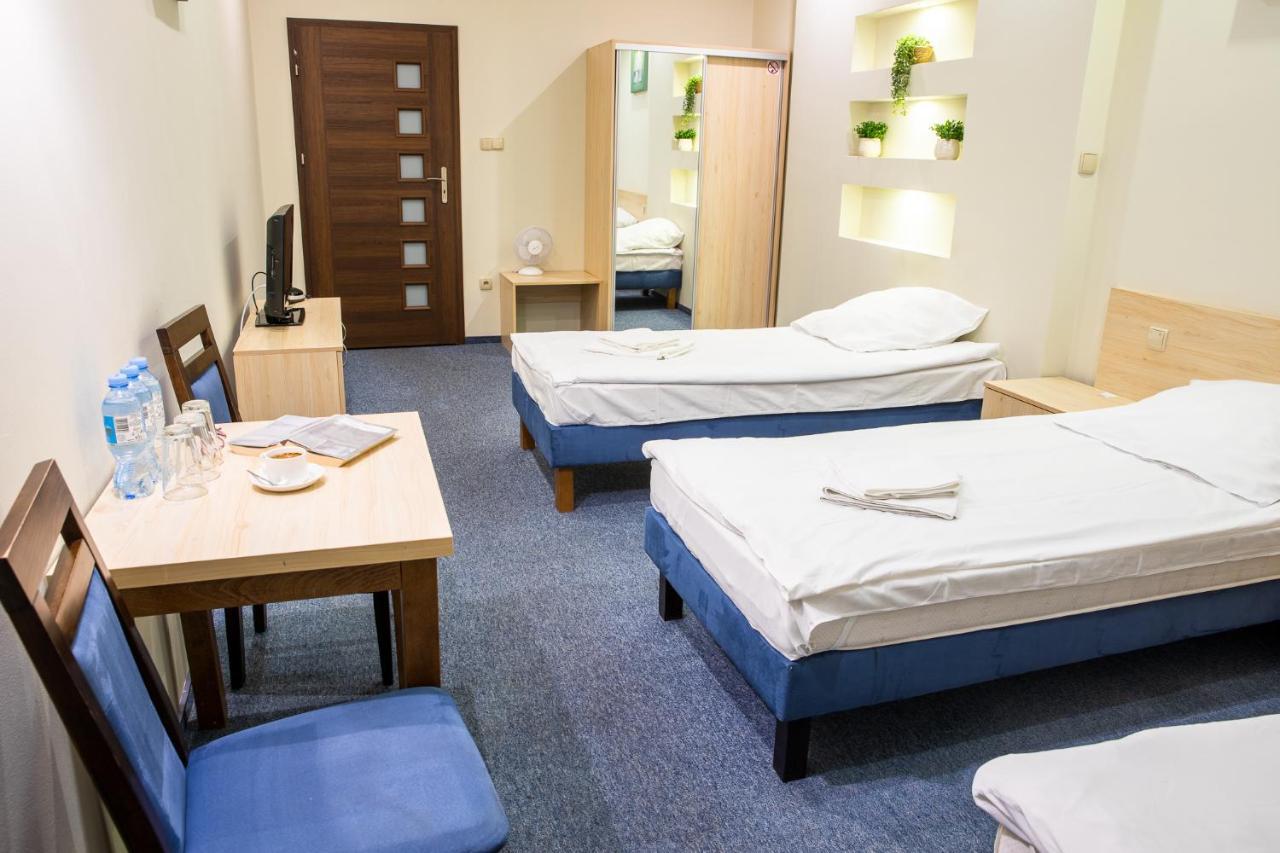 Hotel Kardamon Zbylitowska Gora Экстерьер фото