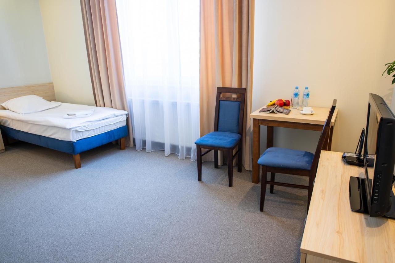 Hotel Kardamon Zbylitowska Gora Экстерьер фото